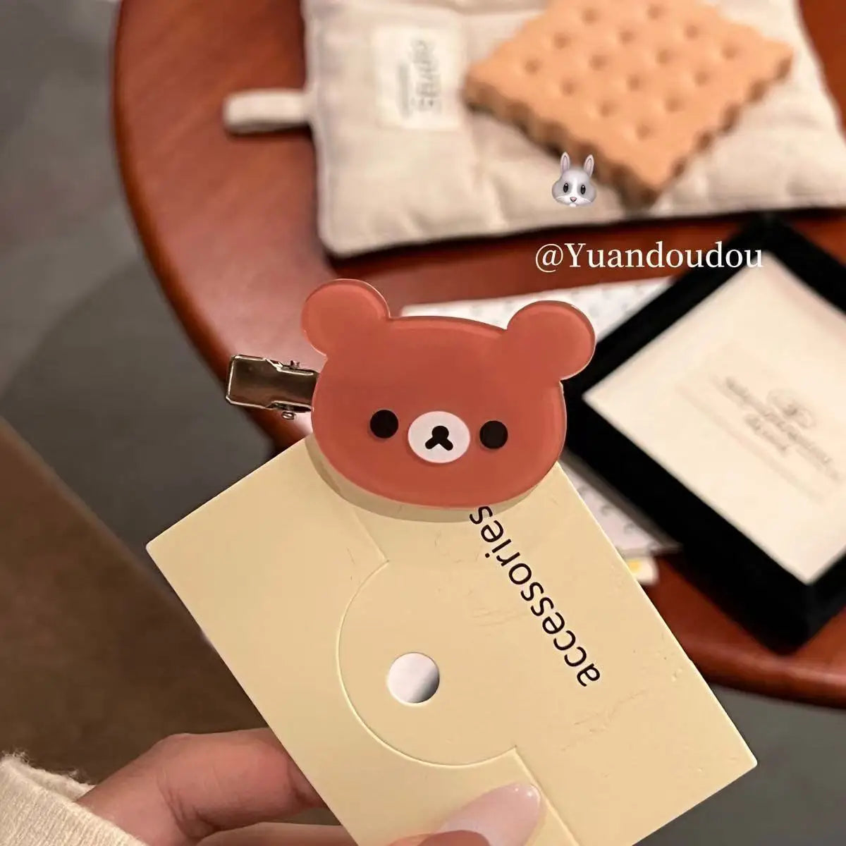 Cartoon Relax Bear Acrylic Duckbill Hair Clip - Cute Kawaii Side Bang Hairpin for Women & Girls, Student Hair Accessory Gift