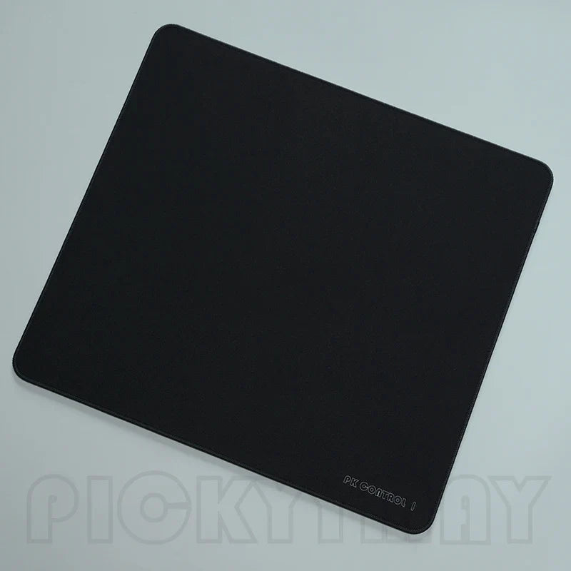 Professional Gaming Mouse Pad — Speed & Control Desk Mat, Natural Rubber Anti‑Slip, Stitched Edge, Washable