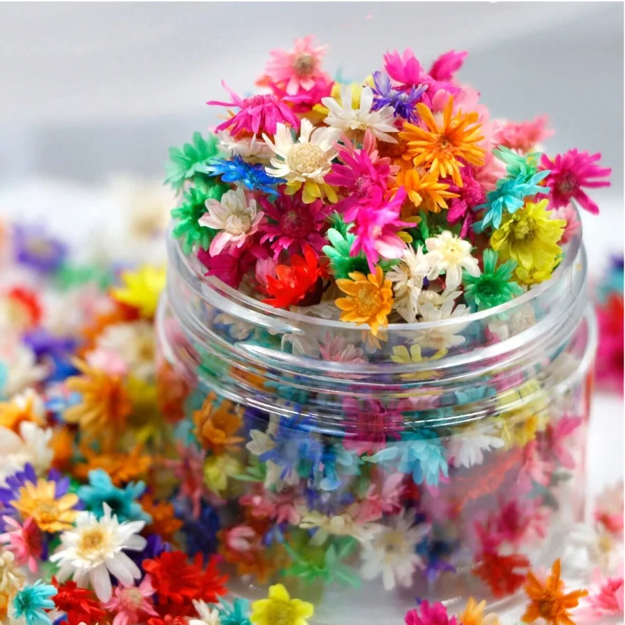 120 PCS Small Daisy Artificial Flower Heads for Resin Jewelry, Candle Decoration, DIY Crafts & Home Decor