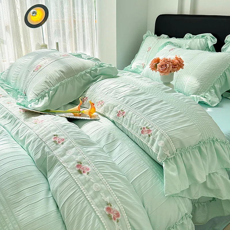 Princess Lace Ruffle Washed Cotton Duvet Cover Set - Seersucker Soft Bedding, 3/4-Piece (Single, Queen, King)