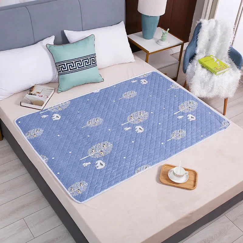 Washable Waterproof Baby & Toddler Mattress Protector Cute Cartoon Reusable Urine Pad 50×70 cm (19.7×27.6 in)