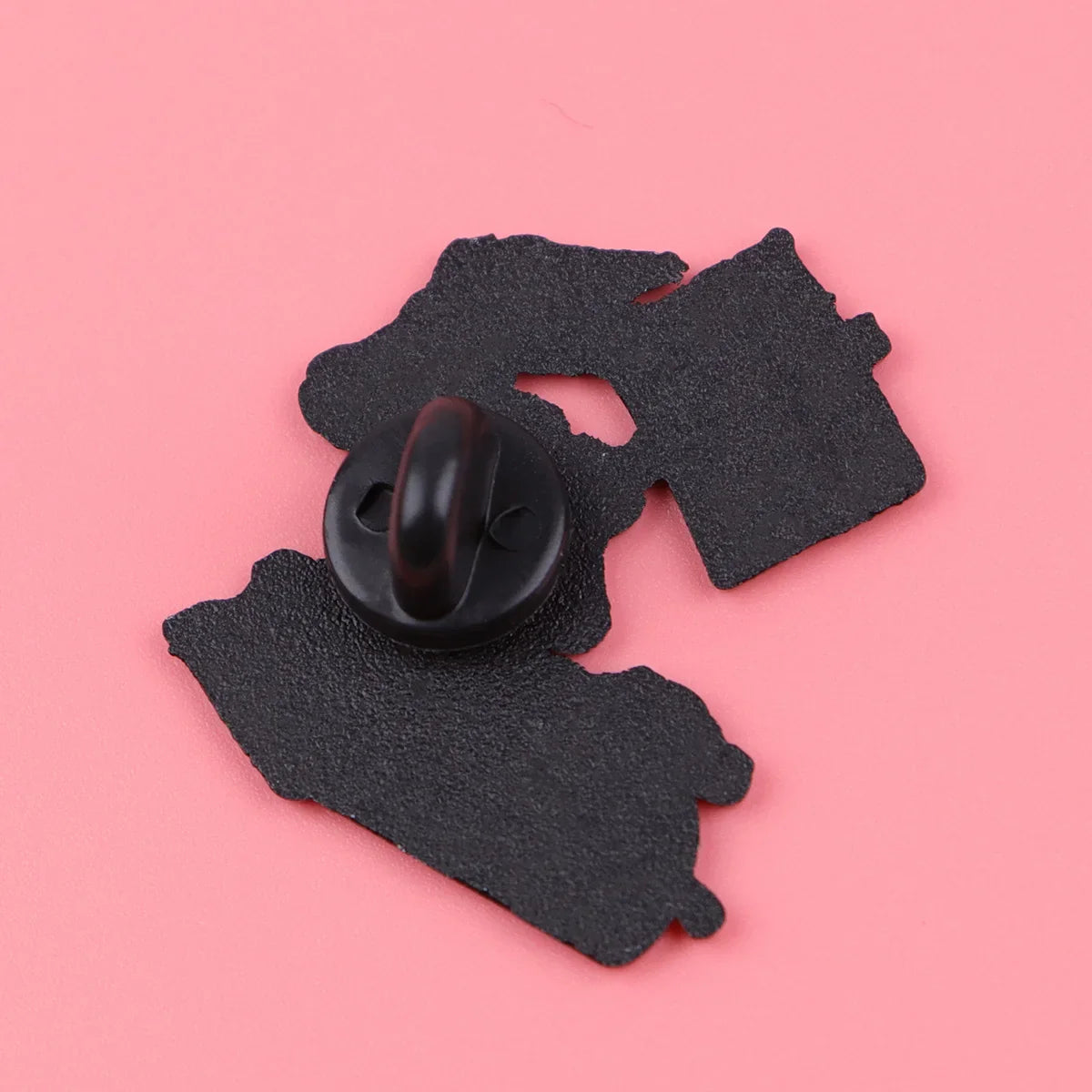 Cartoon Animal Enamel Pin — Cute Funny Brooch for Backpacks, Hats & Lapels | Cosplay Accessory Gift