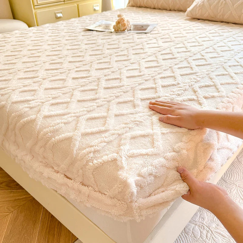 Winter Coral Fleece Fitted Sheet with Elastic Skirt - Thick Fluffy Warm Mattress Cover (Single/Queen/King)