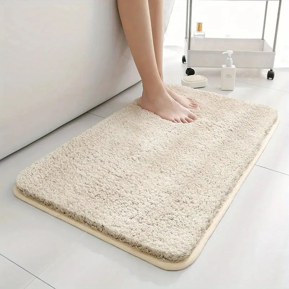 Water-Absorbent Anti-Slip Thickened Long-Pile Bathroom Mat Machine Washable Bath Rug