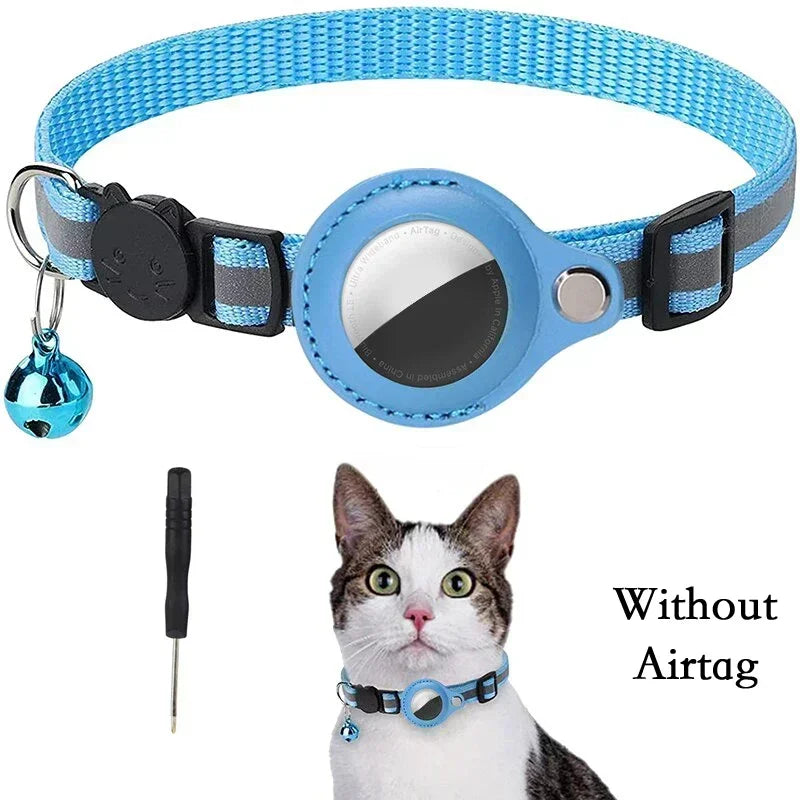 Adjustable Reflective Cat Collar with Tracker Case & Bell — Protective PU Holder for Bluetooth GPS Trackers, 22–34 cm (8.7–13.4 in)