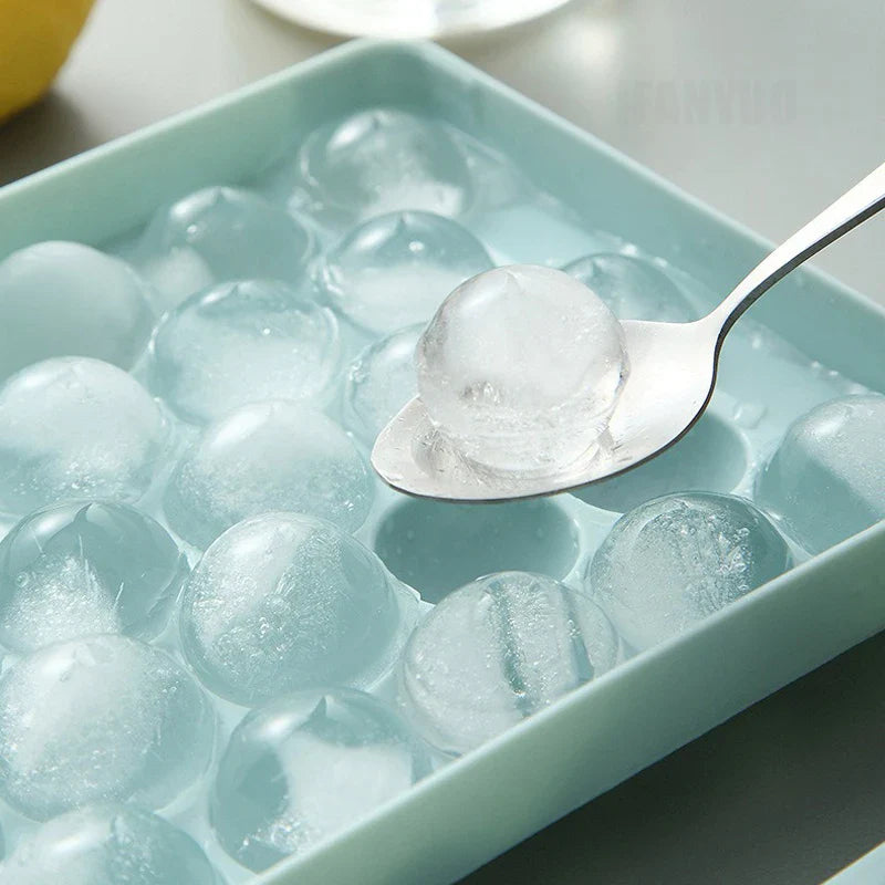 Ice Ball Mold - Spherical Whiskey Ice Maker PP Plastic Ice Cube Tray with Lid for Cocktails, Drinks & DIY Popsicles