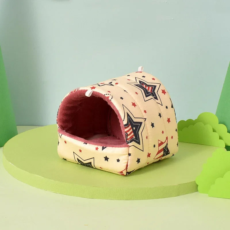 Cute Cartoon Fleece Nest for Small Pets – Hamster Guinea Pig Rat Mice, 4 Sizes S/M/L/XL (3.15–7.87 in / 8–20 cm)