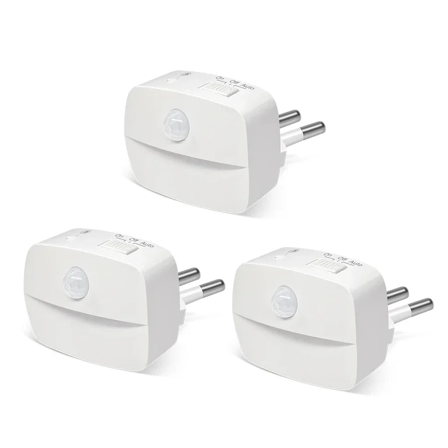 Plug-In Motion Sensor Night Light with Dusk-to-Dawn Sensor — Mini LED Nightlight for Bathroom, Hallway & Bedroom (EU/US Plug)