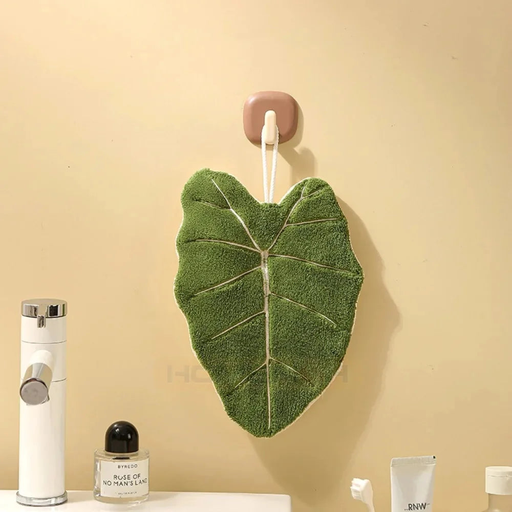 Leaf Double-Layer Hanging Hand Towel Thick Absorbent Coral Fleece 25 x 23 cm (9.84 x 9.06 in) for Kitchen & Bathroom