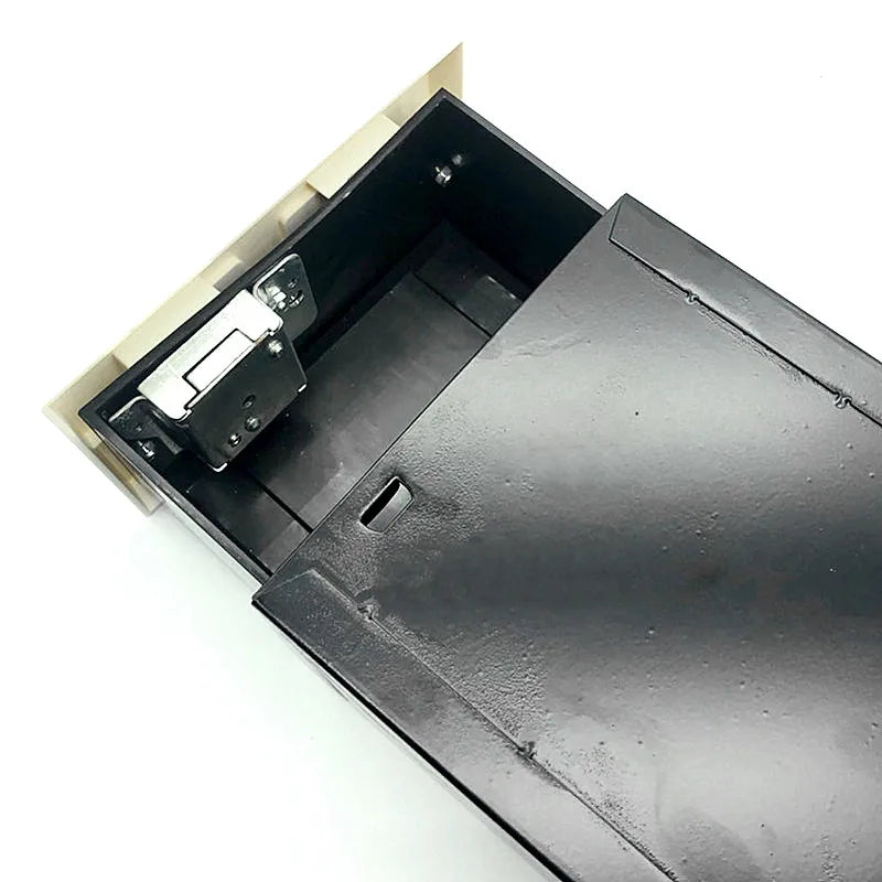Hidden Wall Safe Double Plug European Socket Diversion Stash Box with Key