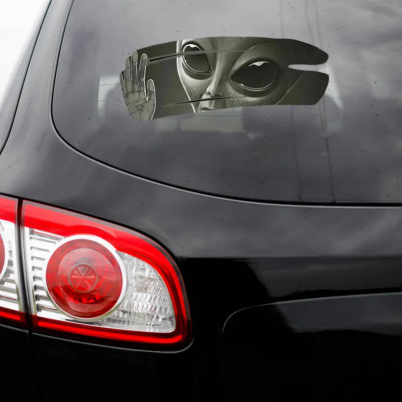 3D Alien Cracked Car Vinyl Sticker Decal Self-Adhesive Scratch Cover — 11.8 x 7.87 cm (4.65 x 3.10 in)