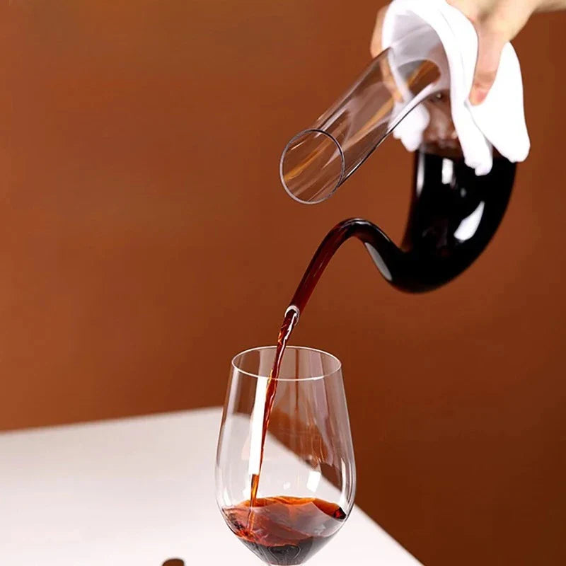 1500ml (1.5L / 50.7 fl oz) Handmade Lead-Free Crystal Wine Decanter with Pourer Aerator – U-Shape Carafe for Red Wine, Brandy & Home Bar