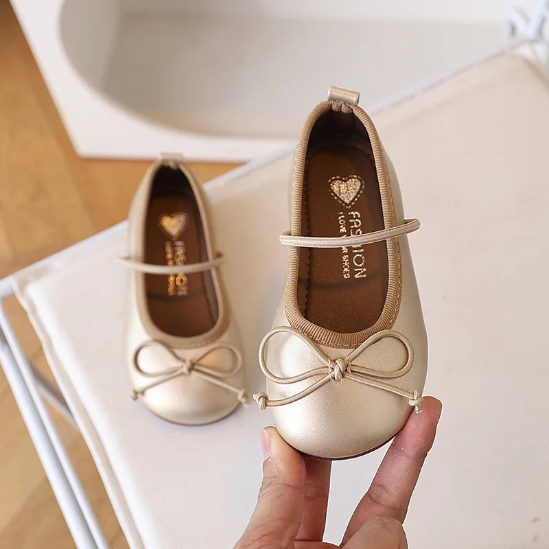 Girls PU Leather Oxfords Soft Toddler and Kids School Flats in Gold and Silver
