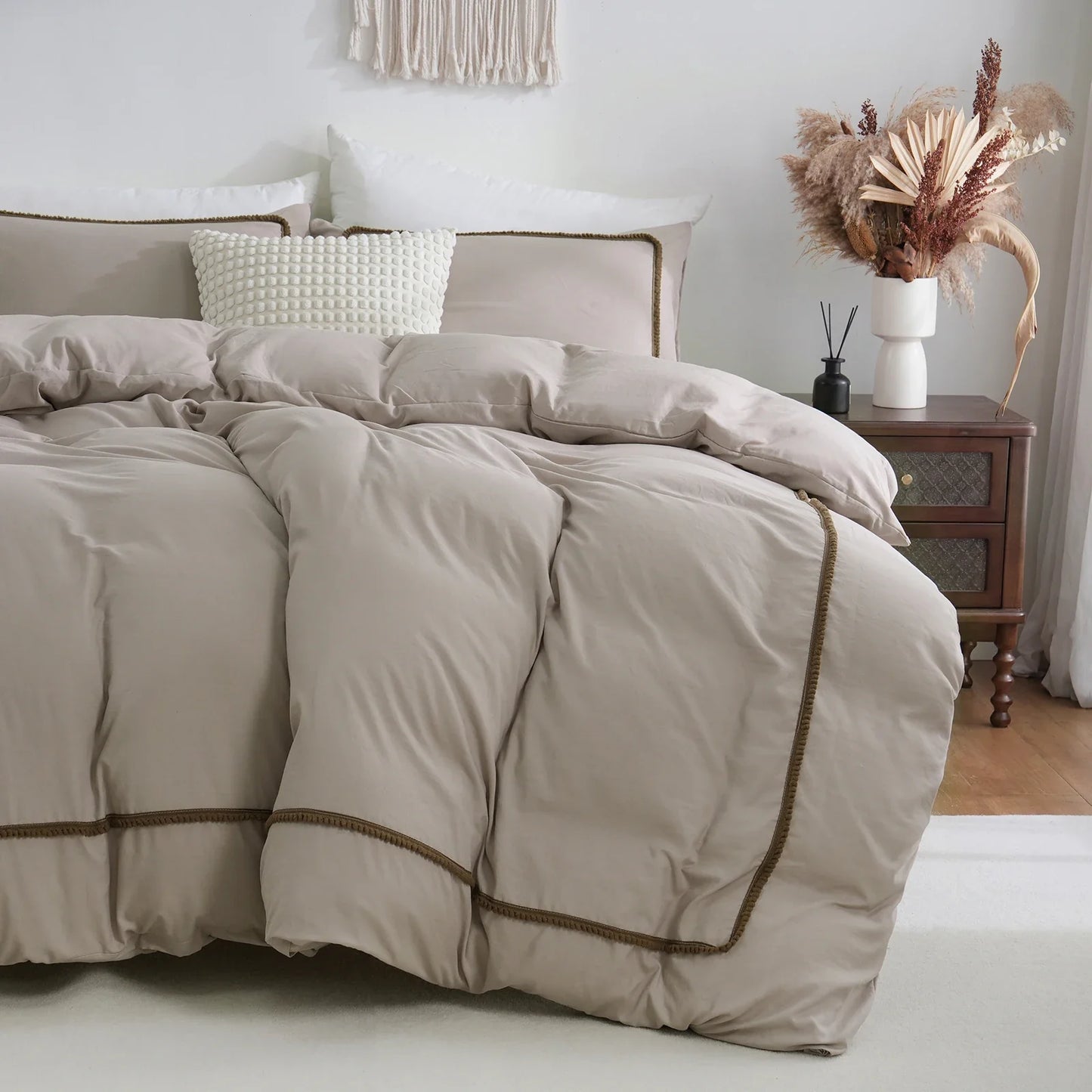 3-Piece White & Khaki Duvet Cover Set - Geometric Line Comforter Cover, Lightweight 100% Polyester, All-Season