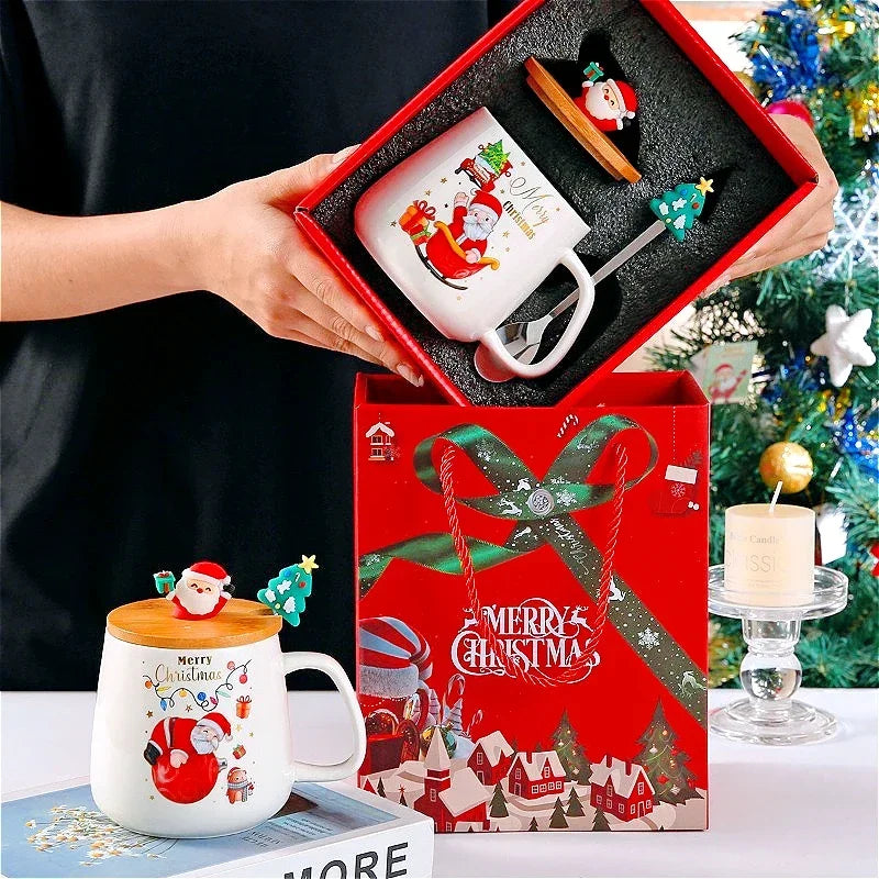 Christmas Tree Ceramic Mug with Lid and Spoon, Holiday Coffee & Tea Gift