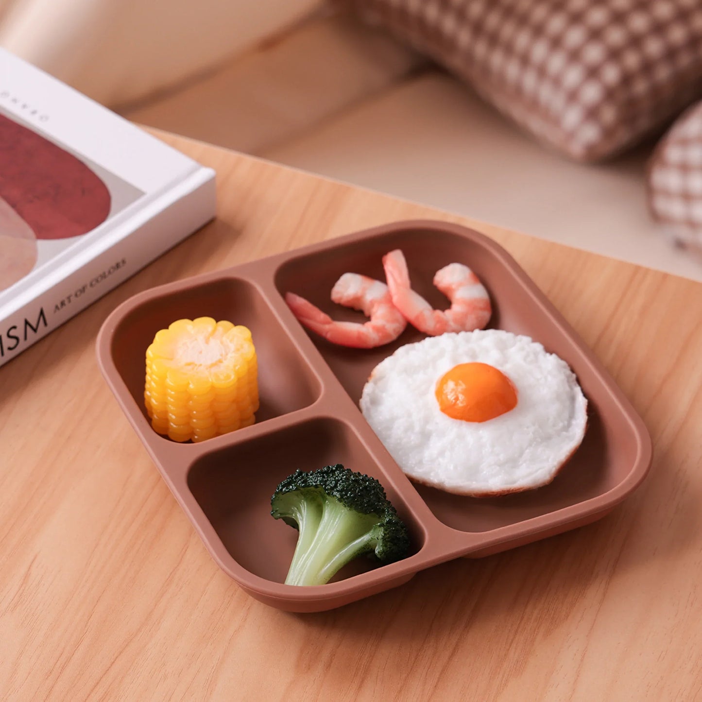 BPA-Free Silicone Suction Divided Baby Plate, Leakproof Toddler Meal Tray, Easy-Clean Kids Dinnerware