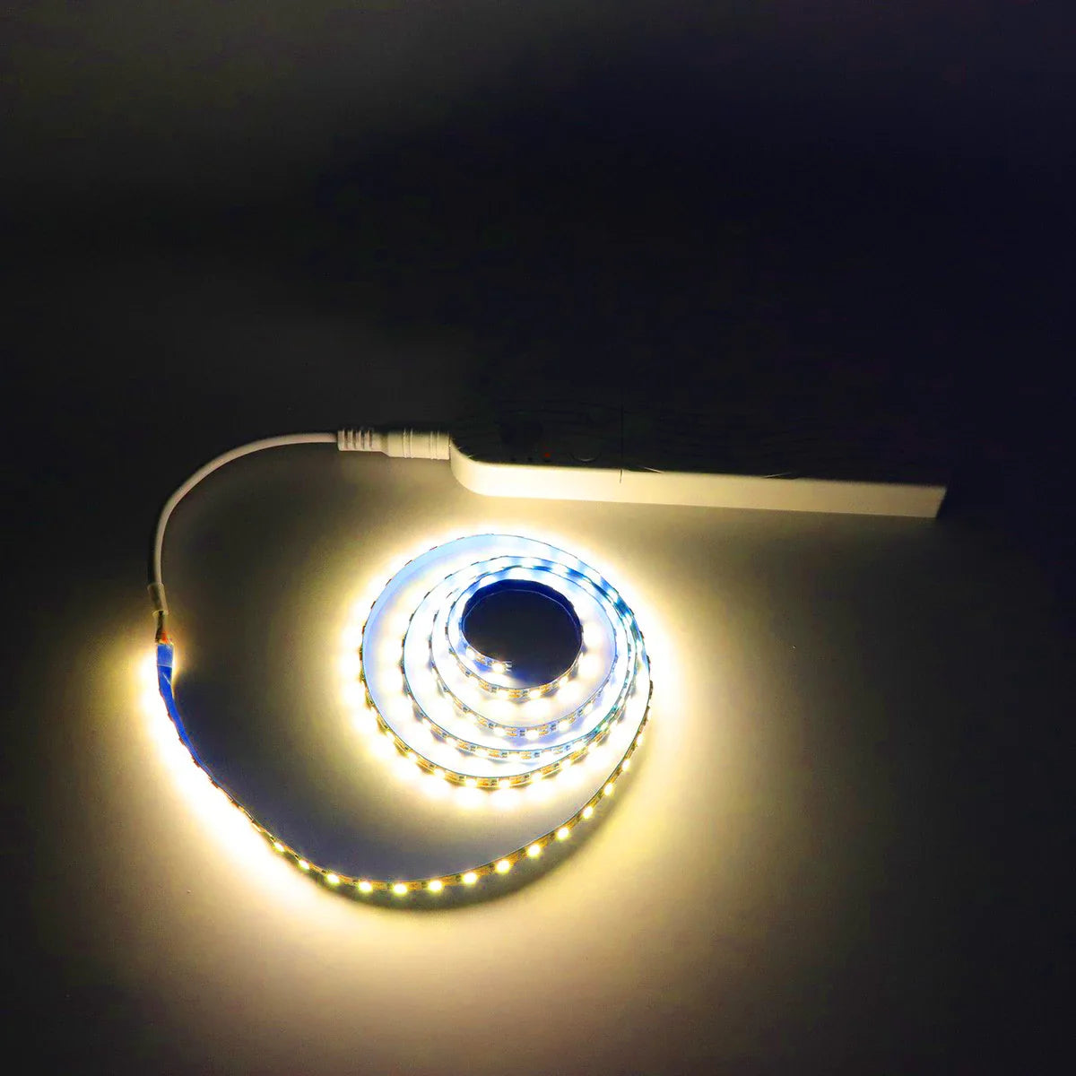 LED Motion Sensor Strip Light - Battery Powered (4×AAA) Waterproof Under-Cabinet Closet Wardrobe Pantry - 1/2/3M (3.3/6.6/9.8 ft)