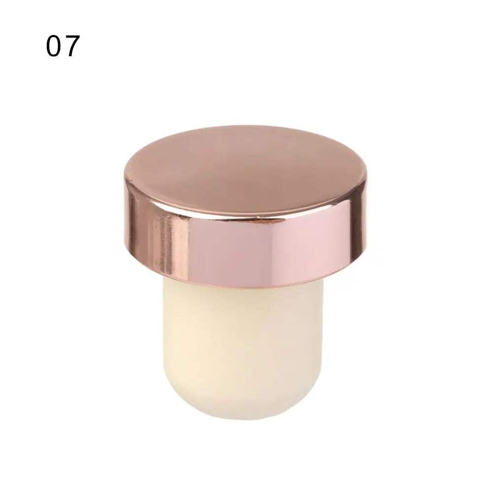 Silicone Wine & Champagne Bottle Stopper Vacuum Sealer Plug for Wine, Beer, Bar & Kitchen (6 x 6 x 3.5 cm / 2.36 x 2.36 x 1.38 in)