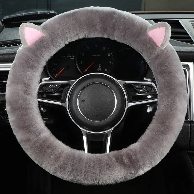 Plush Wool Steering Wheel Cover, Cartoon Frog Short Fur Car Wheel Protector, Fits 35–42 cm (13.8–16.5 in)