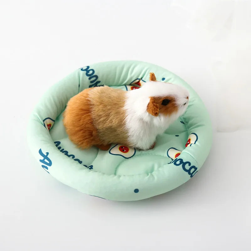 Plush Small Pet Nest Mat for Hamsters & Guinea Pigs - Polar Fleece Bed, S (5.5in/14cm) & L (8.1in/20.5cm)