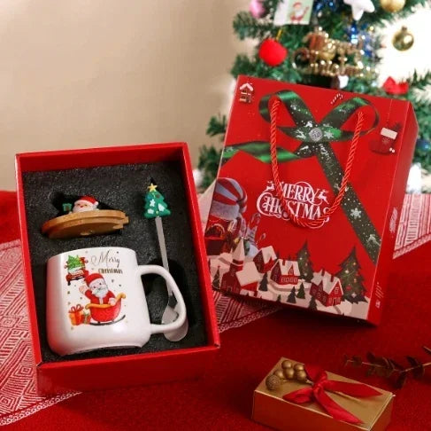 Christmas Tree Ceramic Mug with Lid and Spoon, Holiday Coffee & Tea Gift