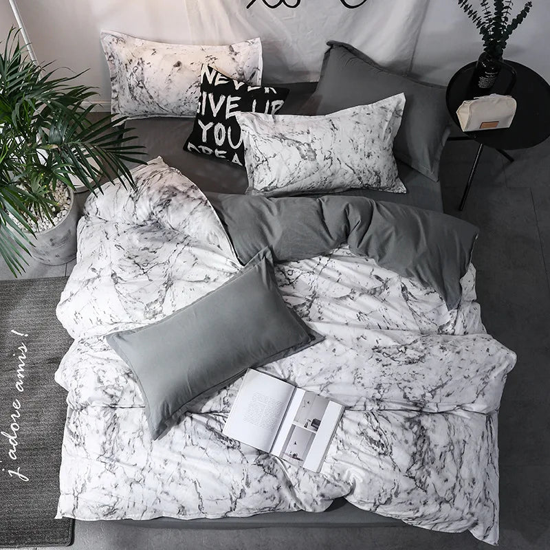 3-Piece Duvet Cover Set with 2 Pillowcases – 100% Polyester Printed Quilt Cover for Single/Double/Queen/King Beds
