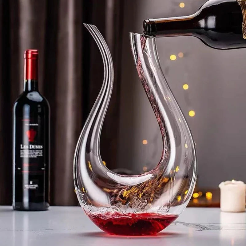 Handmade Lead-Free Crystal Wine Decanter 1.5 L (1500 ml / 50.7 fl oz) U-Shaped Carafe with Pourer Aerator for Home Bar