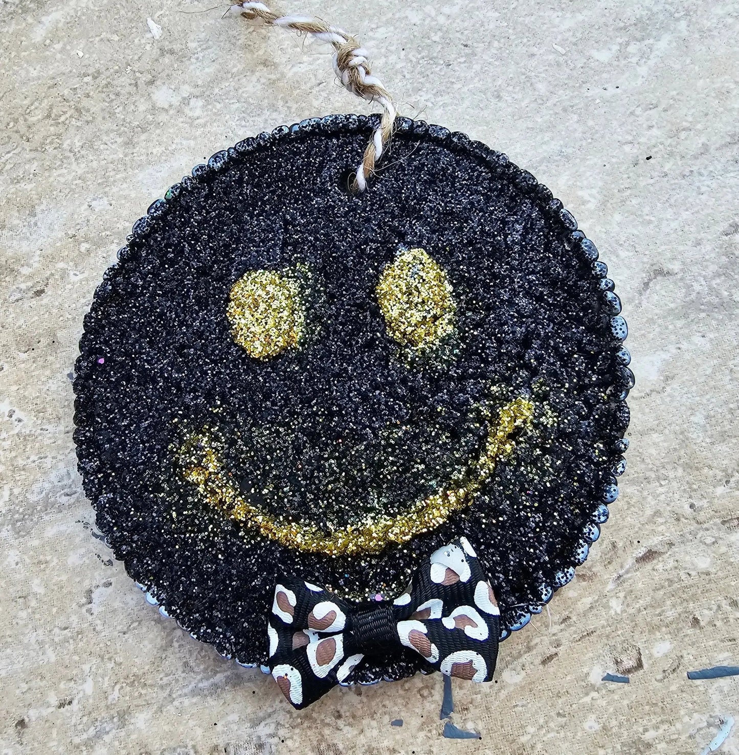Smiley Face Car Freshie – Handmade Aroma Bead Air Freshener