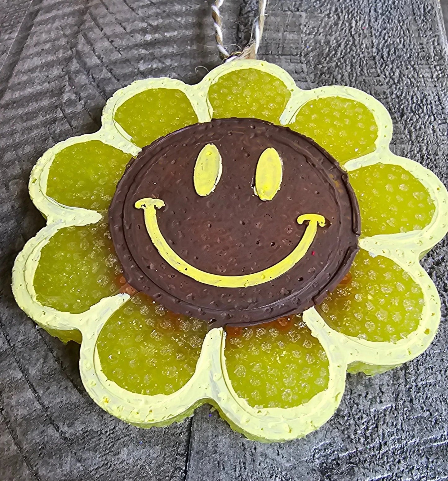 Smiley Face Daisy Car Freshie – Handmade Boho Aroma Bead Air Freshener